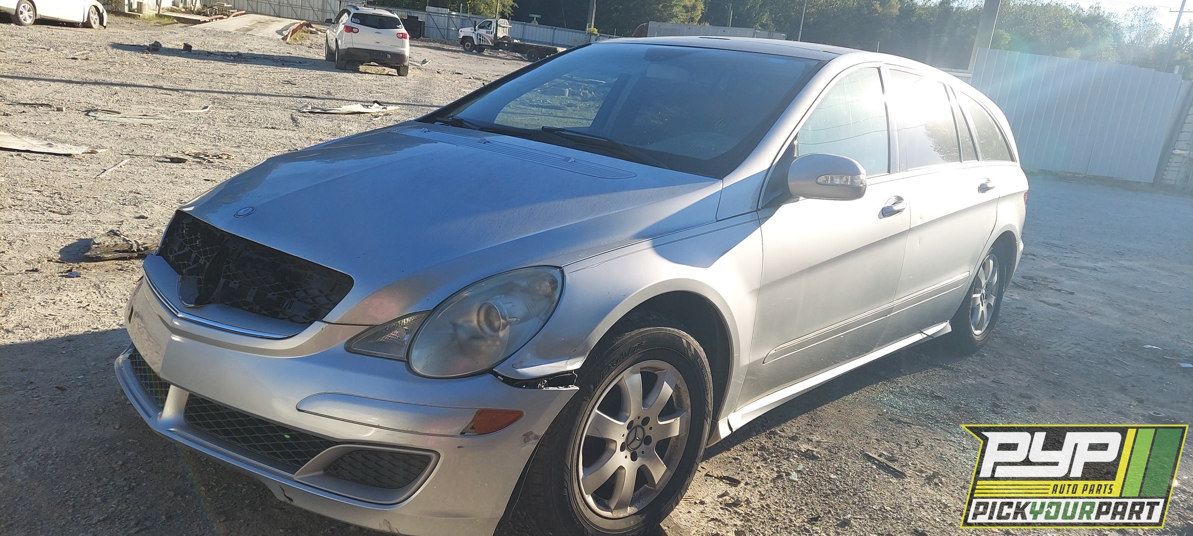 2007 MERCEDES-BENZ R350 available for parts