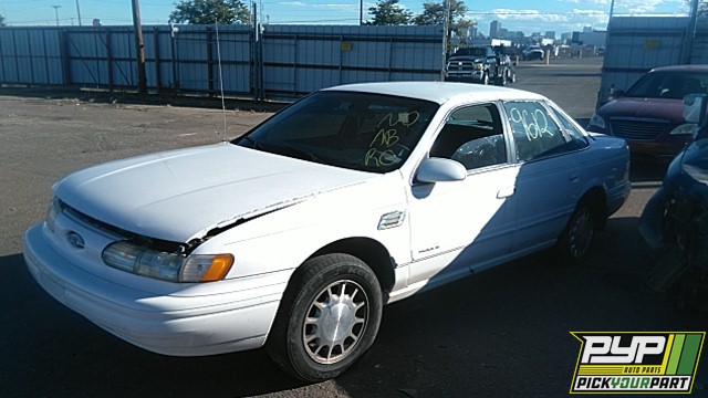 1995 FORD TAURUS available for parts