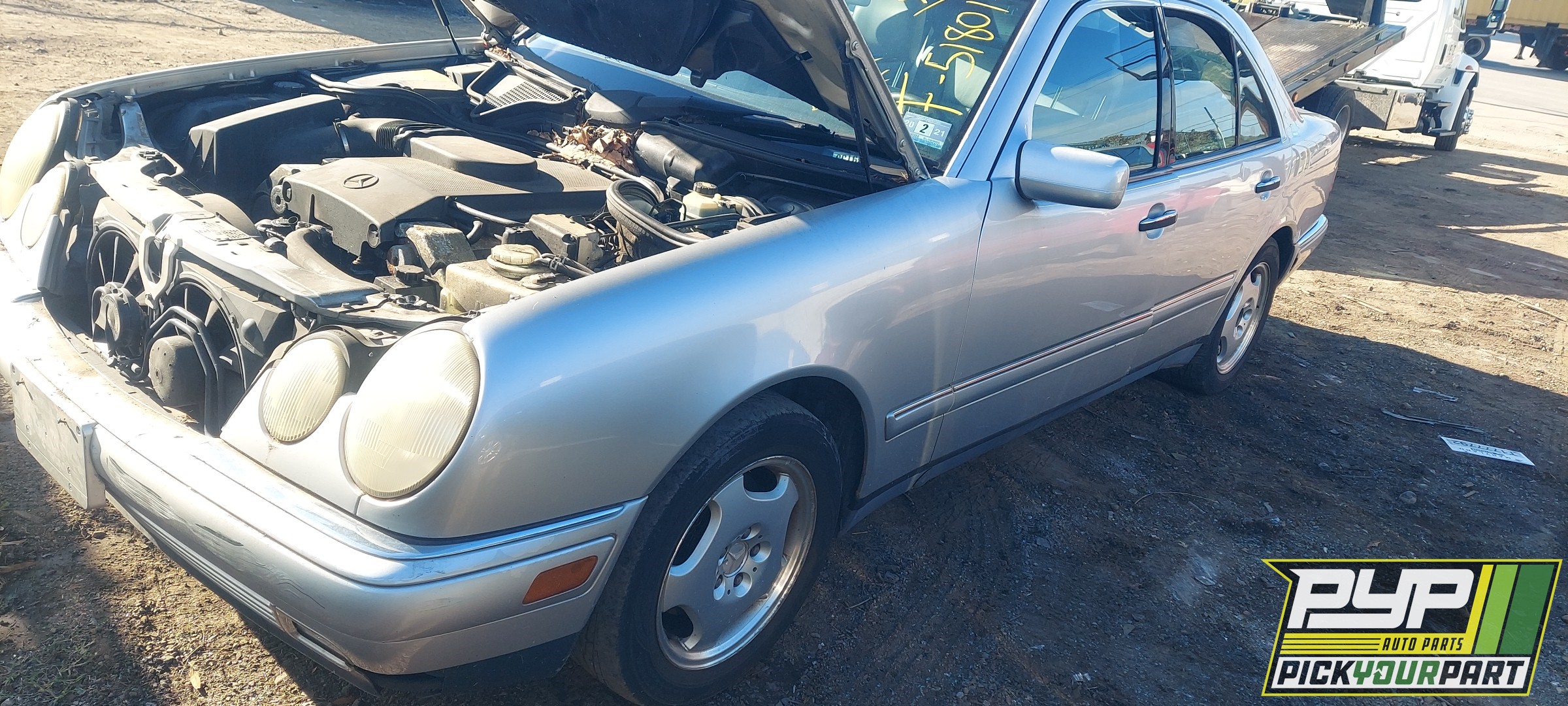 1997 MERCEDES-BENZ E420 partes disponibles