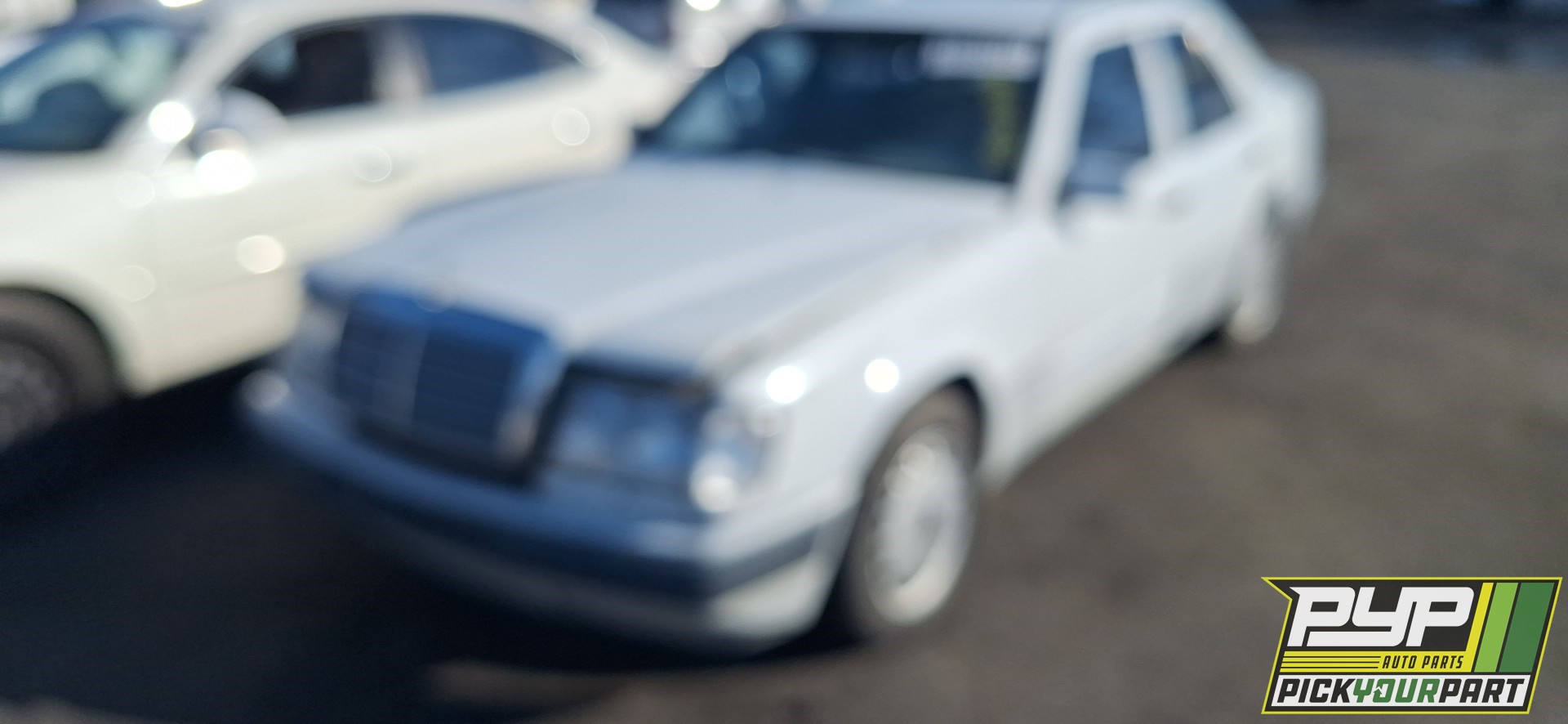 1990 MERCEDES-BENZ 300E available for parts