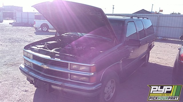 1997 CHEVROLET K1500 SUBURBAN partes disponibles