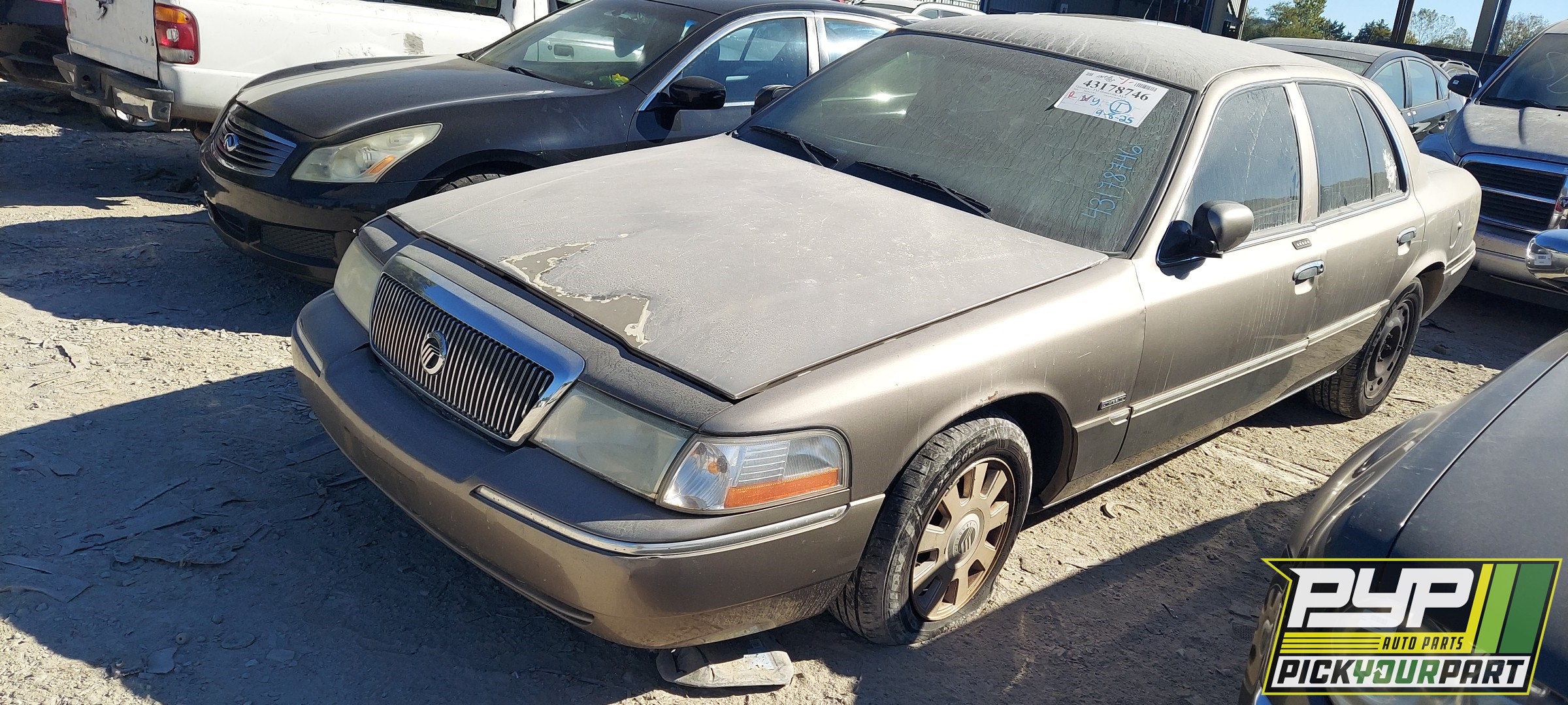 2005 MERCURY GRAND MARQUIS available for parts
