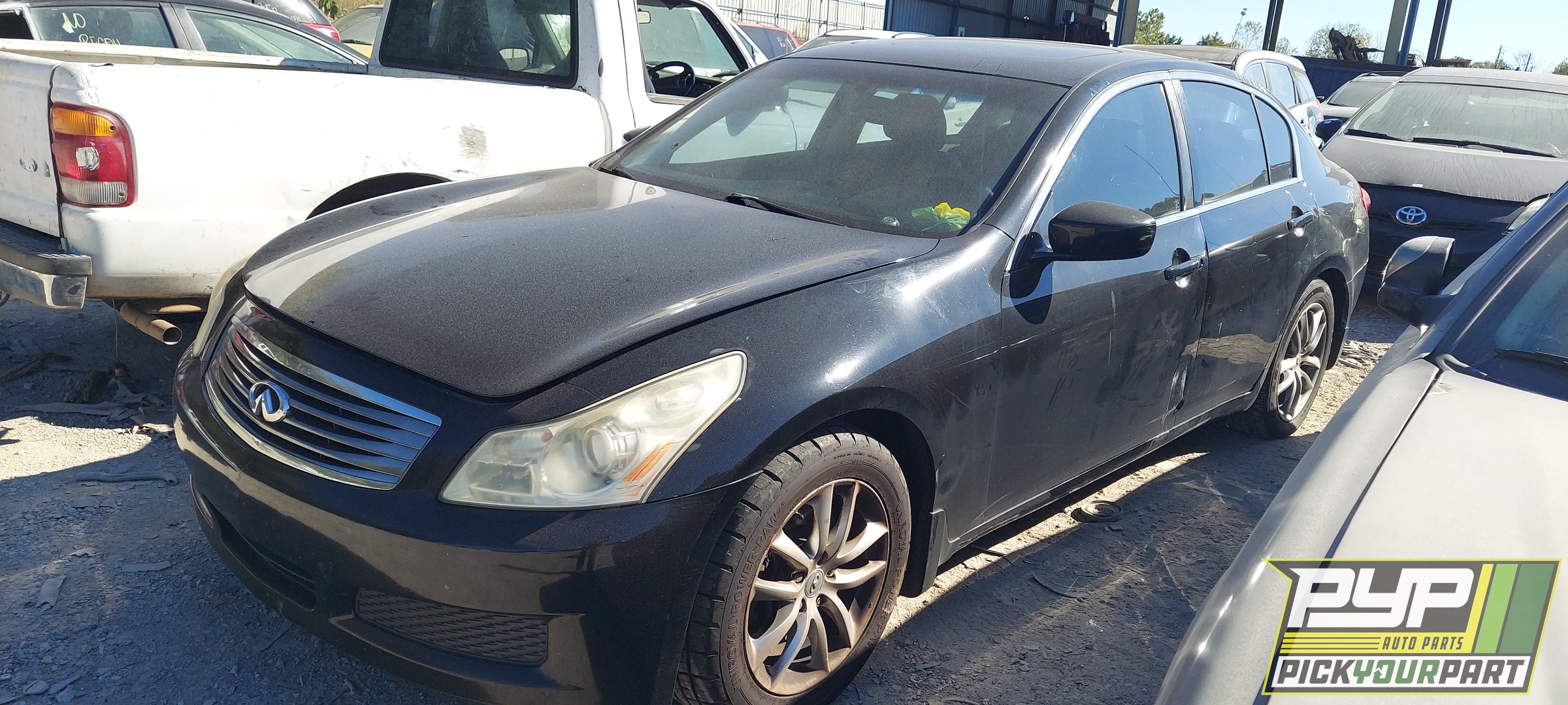 2009 INFINITI G37 available for parts