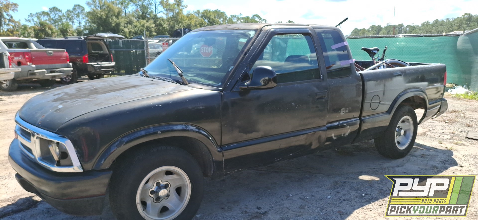 1995 CHEVROLET S10 available for parts