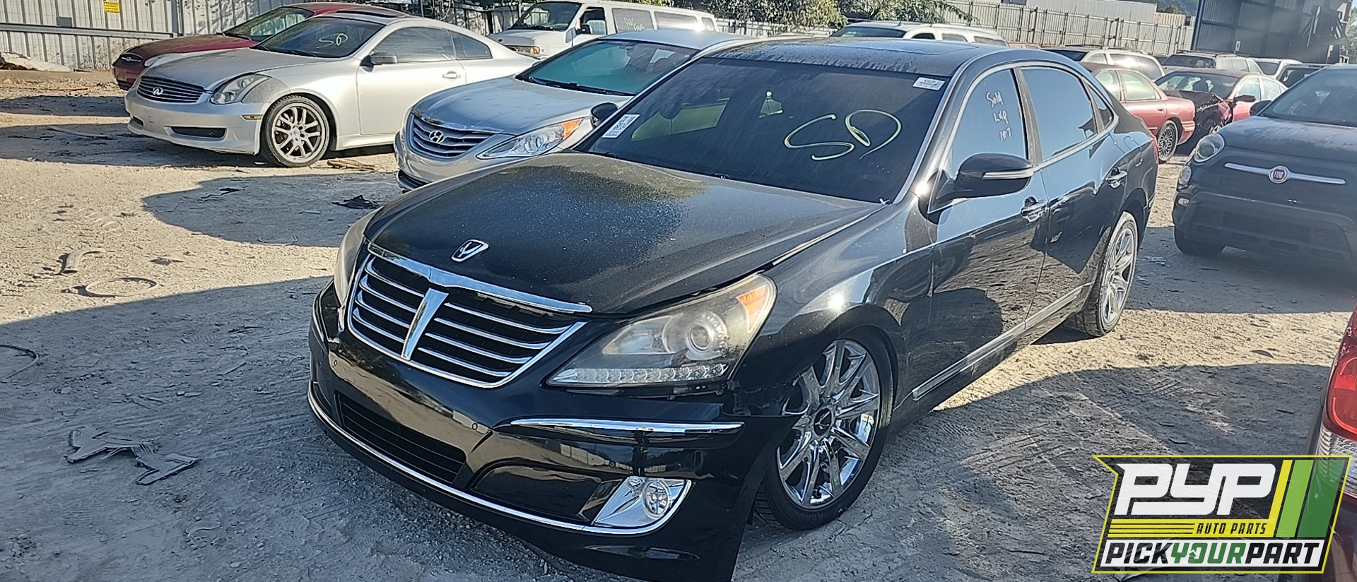 2012 HYUNDAI EQUUS available for parts