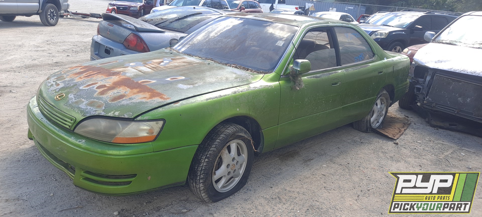 1995 LEXUS ES300 partes disponibles