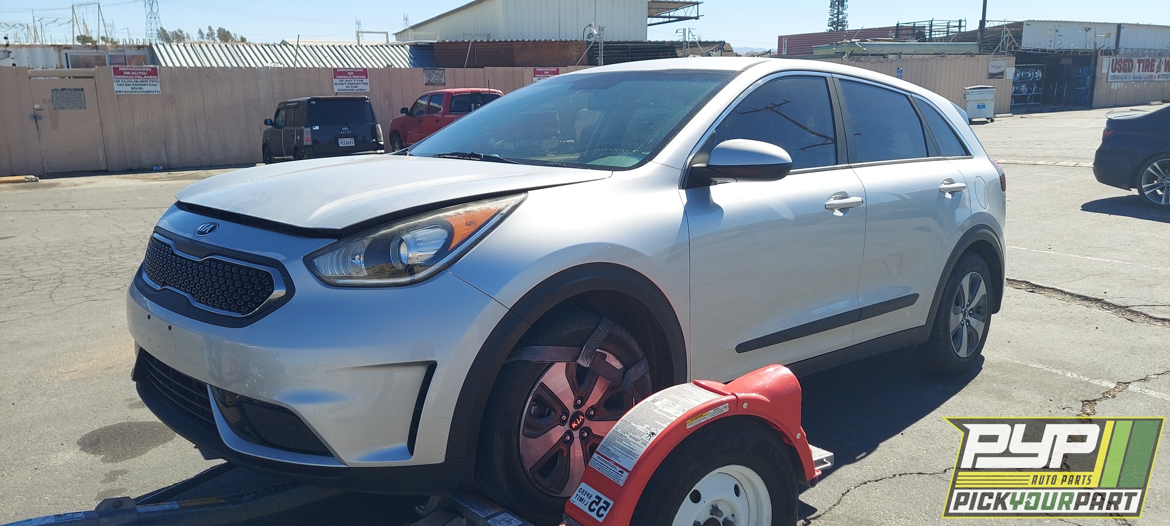 2017 KIA NIRO available for parts