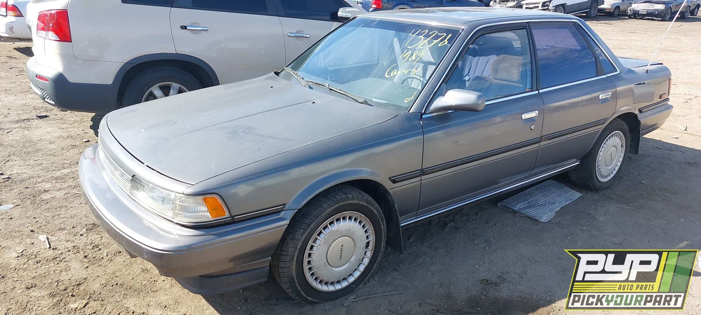 1989 TOYOTA CAMRY partes disponibles