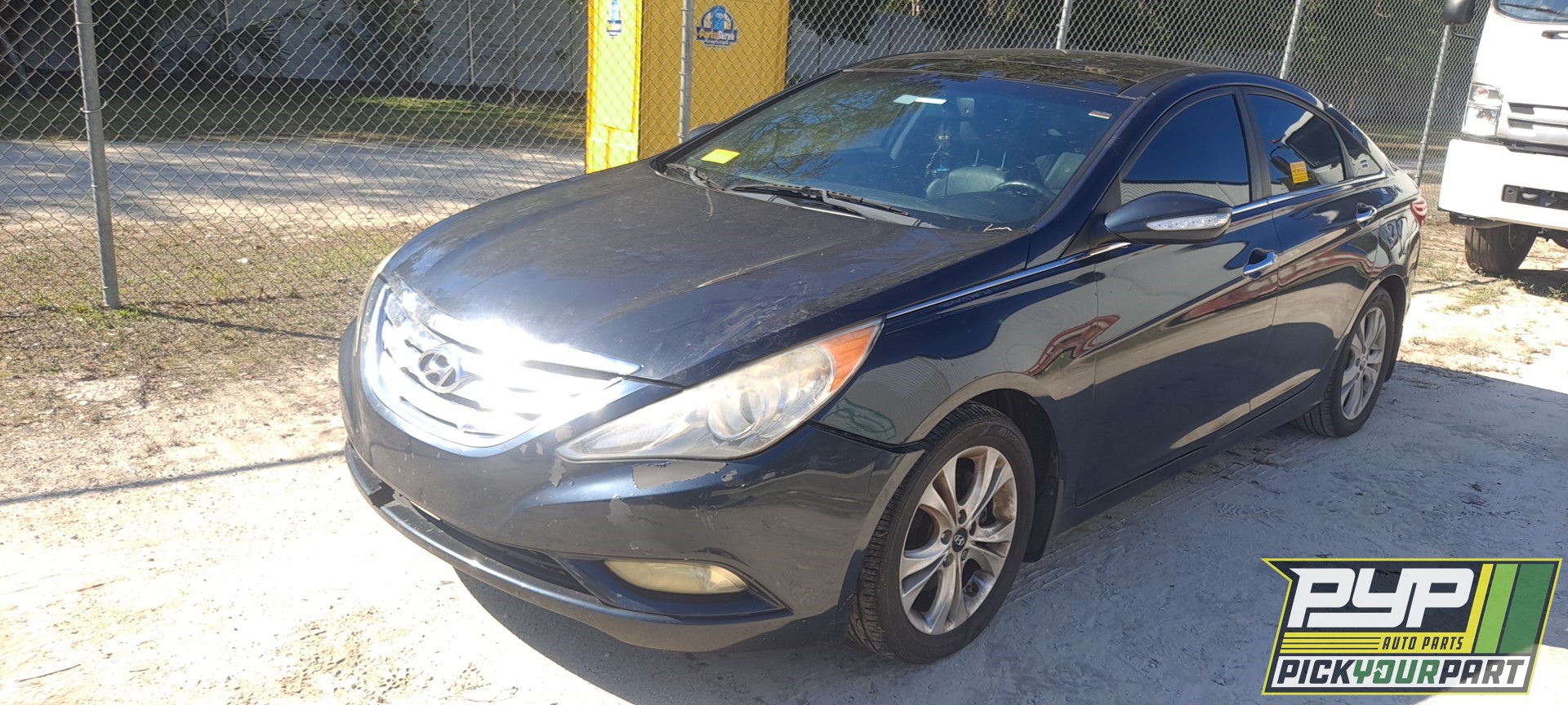2013 HYUNDAI SONATA available for parts