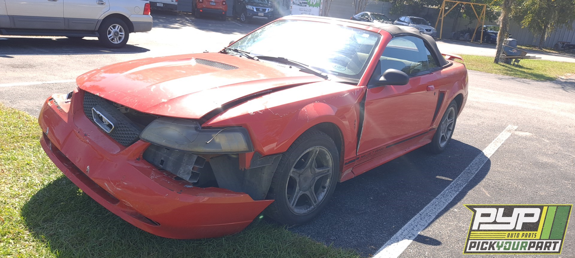 2001 FORD MUSTANG available for parts