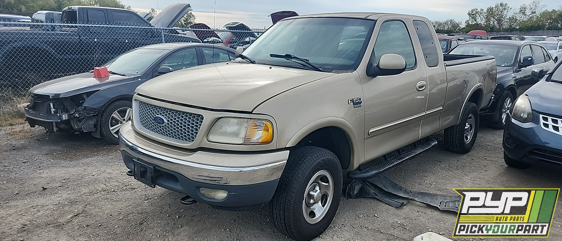 1999 FORD F-150 available for parts