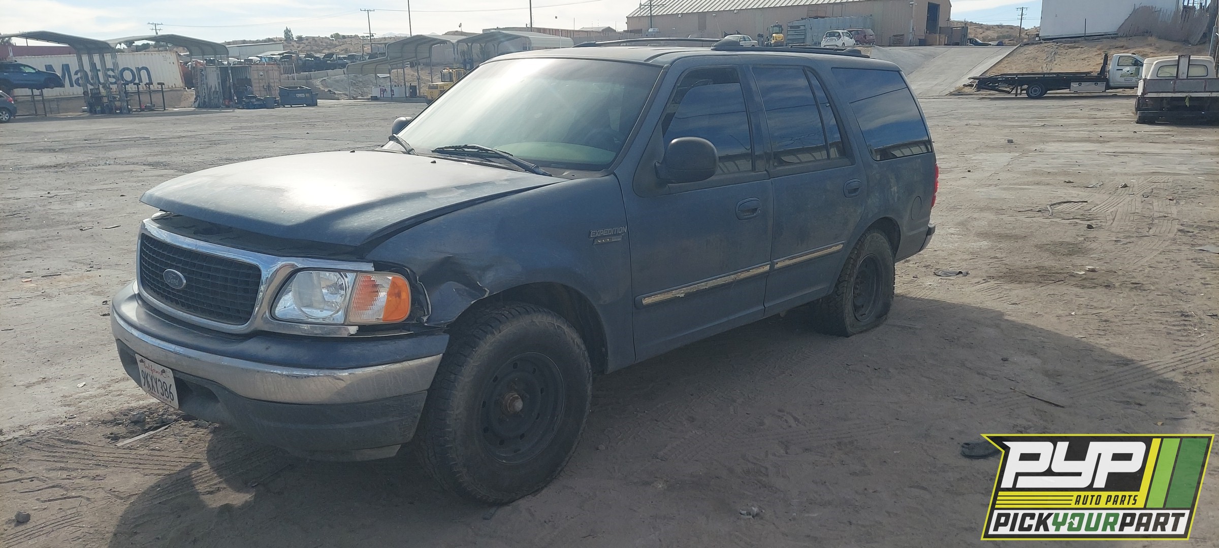 2001 FORD EXPEDITION available for parts