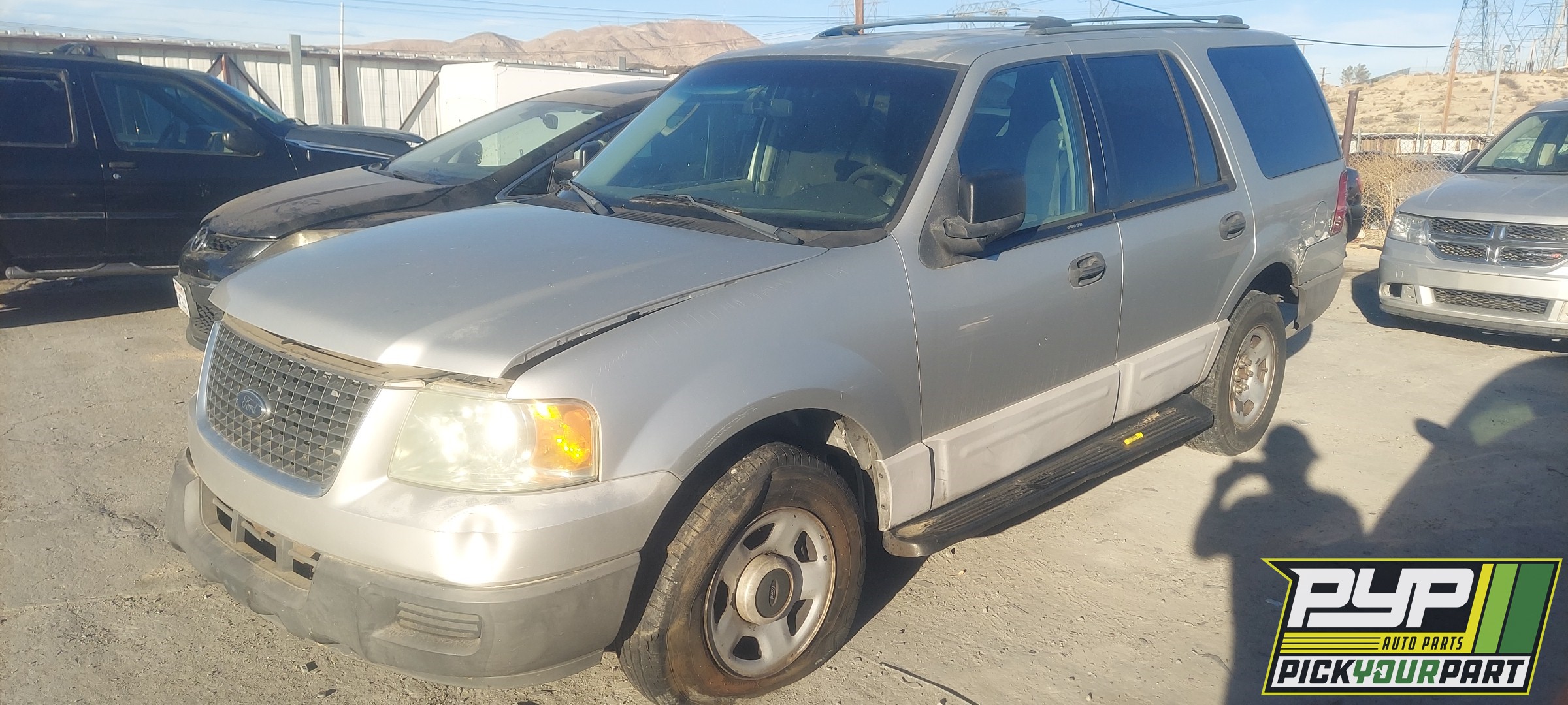2004 FORD EXPEDITION available for parts