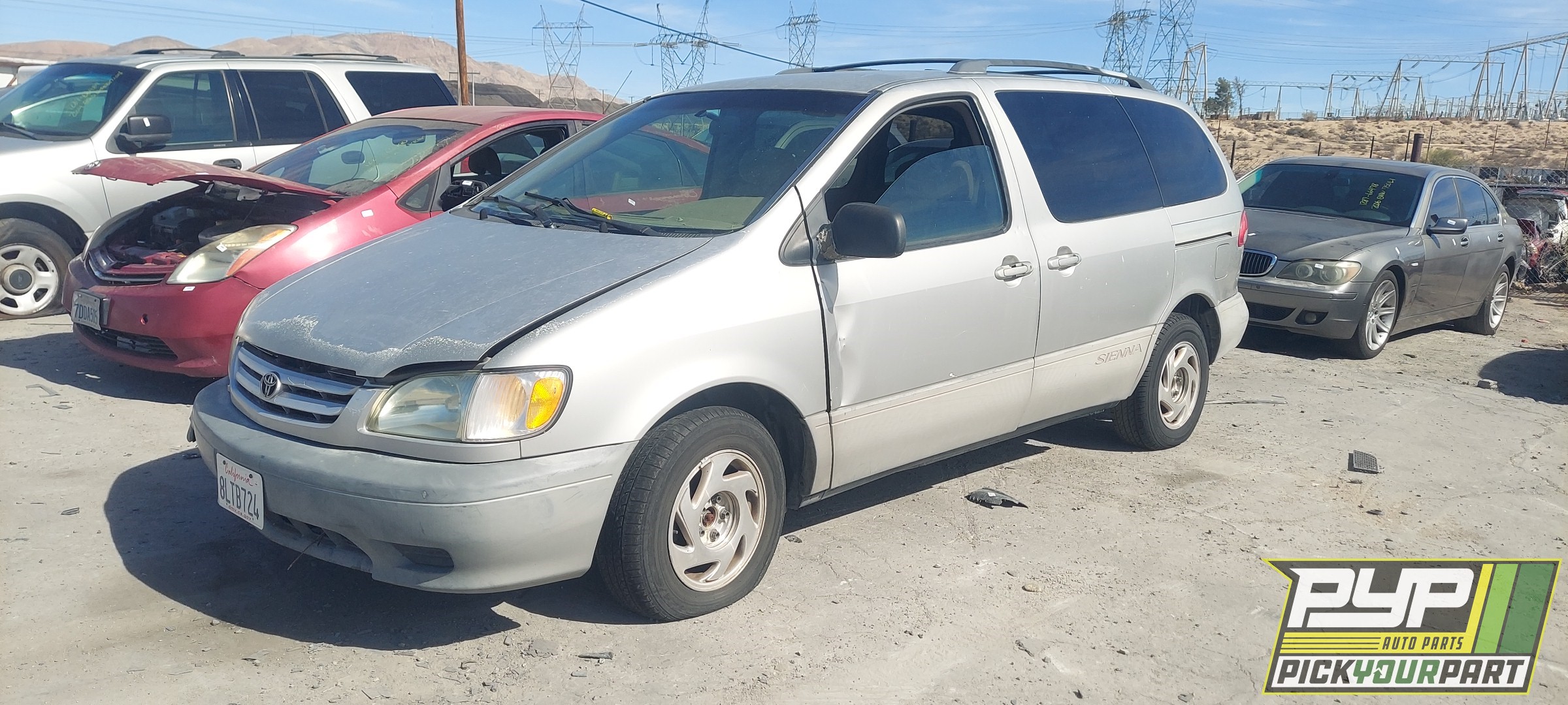 2001 TOYOTA SIENNA available for parts