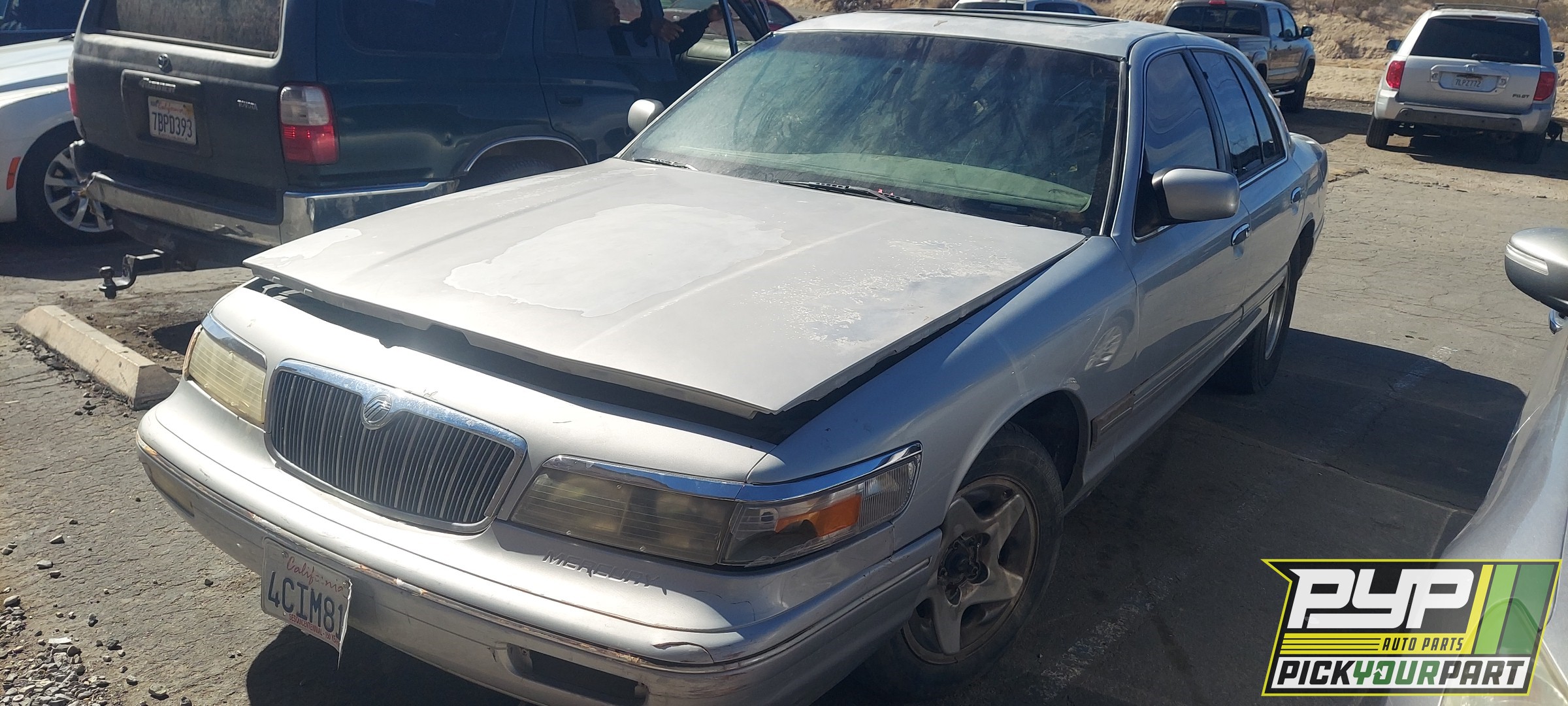 1996 MERCURY GRAND MARQUIS available for parts