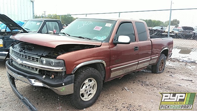 1999 CHEVROLET SILVERADO 1500 available for parts