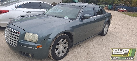 2005 CHRYSLER 300 available for parts