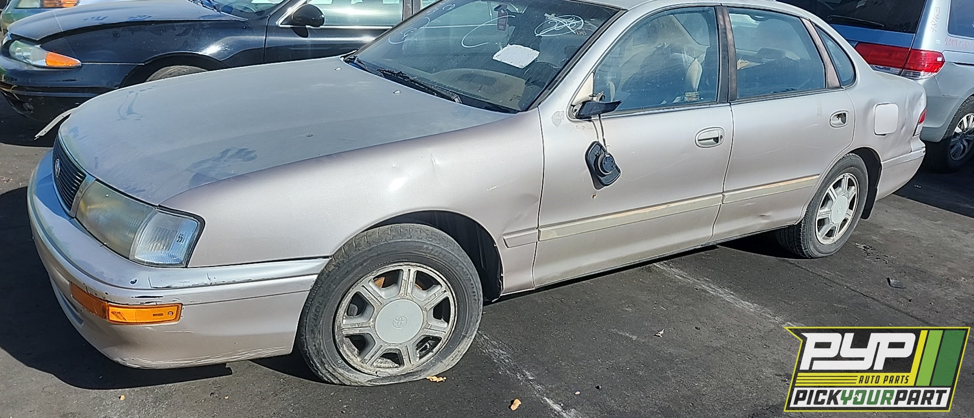 1996 TOYOTA AVALON available for parts
