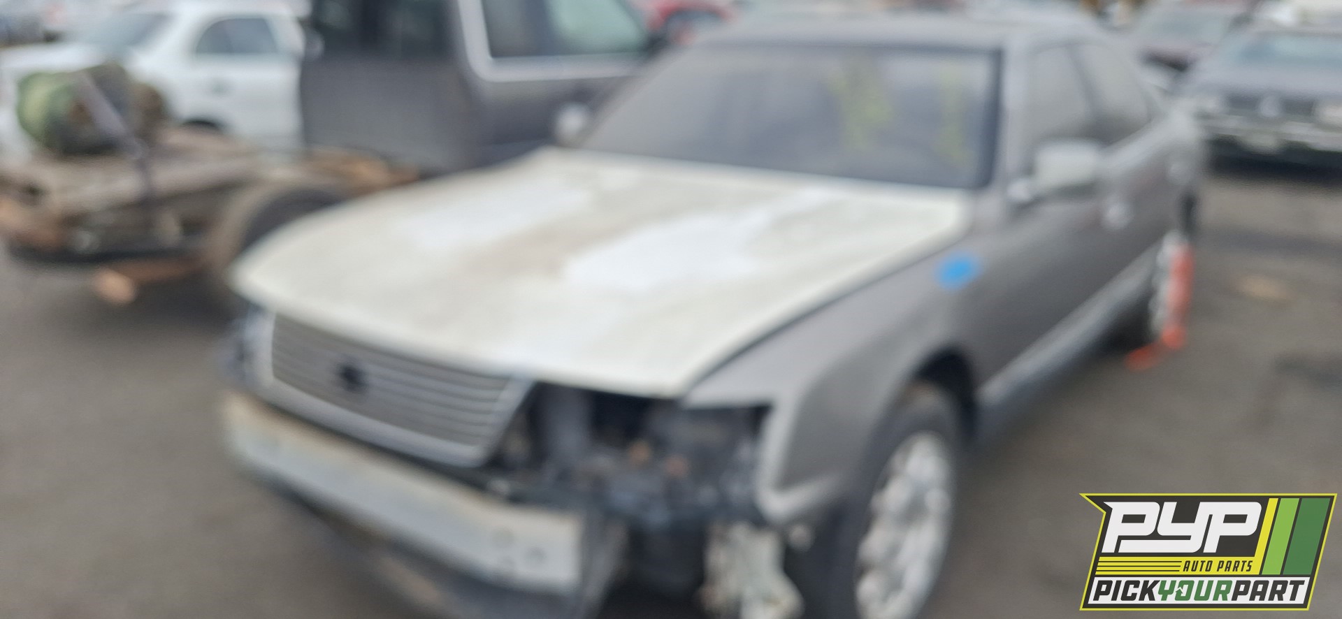 1995 LEXUS LS400 available for parts