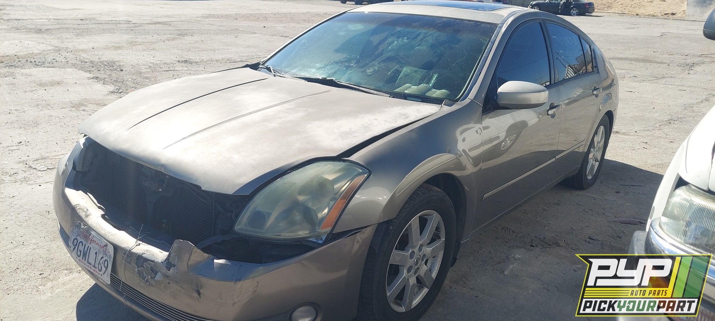 2004 NISSAN MAXIMA available for parts