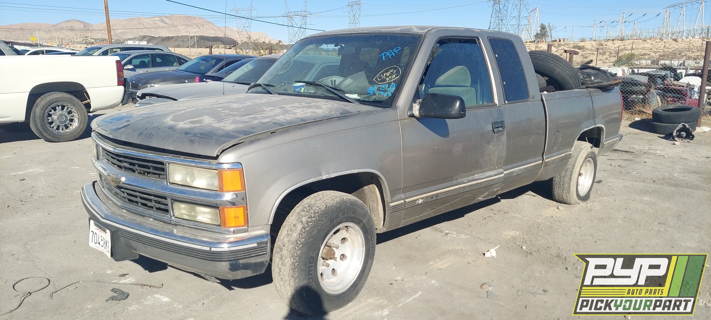 1998 CHEVROLET C1500 available for parts