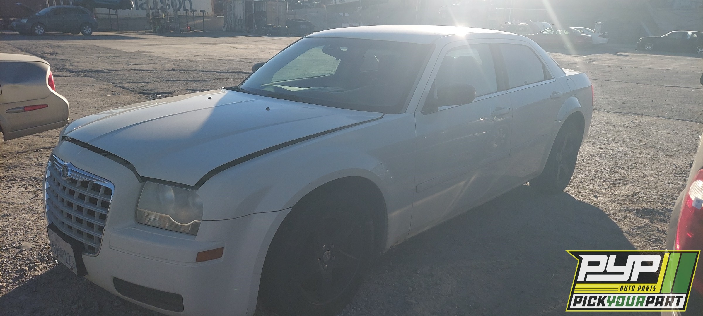 2006 CHRYSLER 300 available for parts