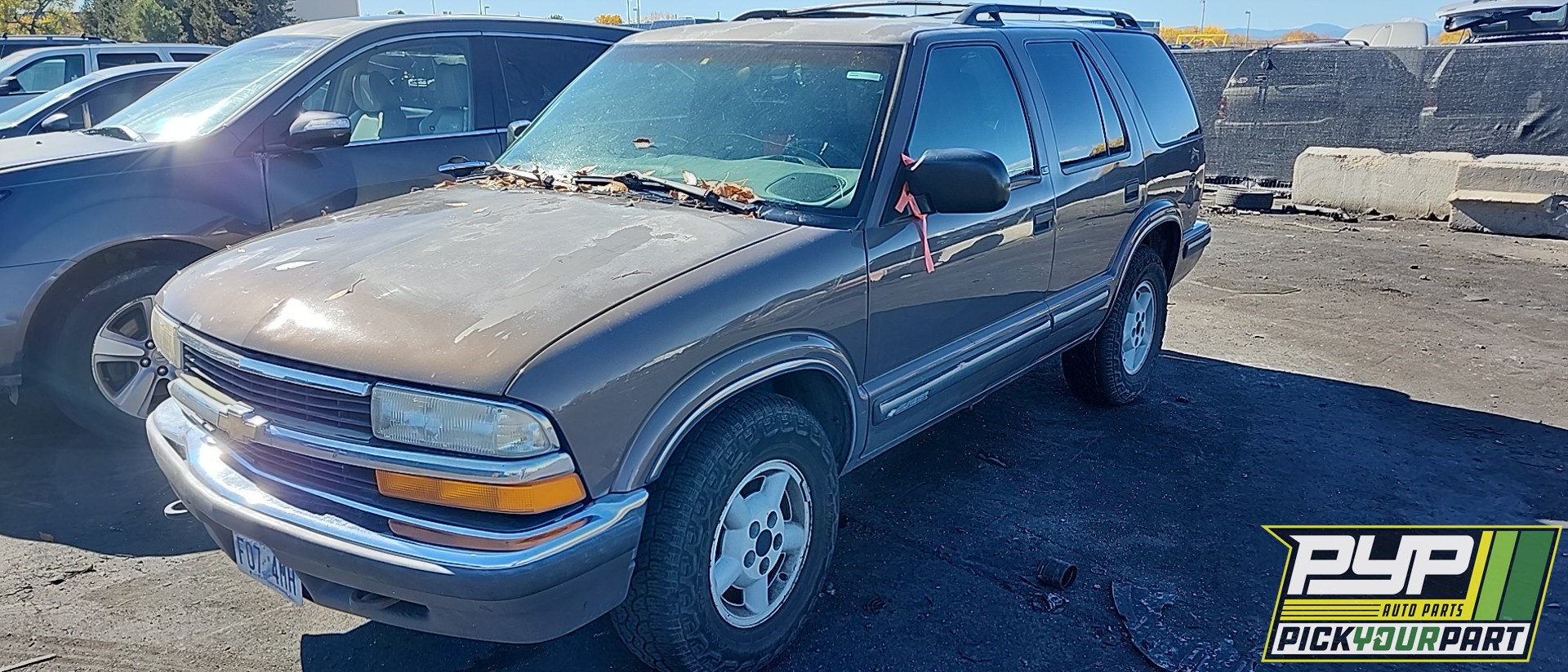 1999 CHEVROLET BLAZER available for parts