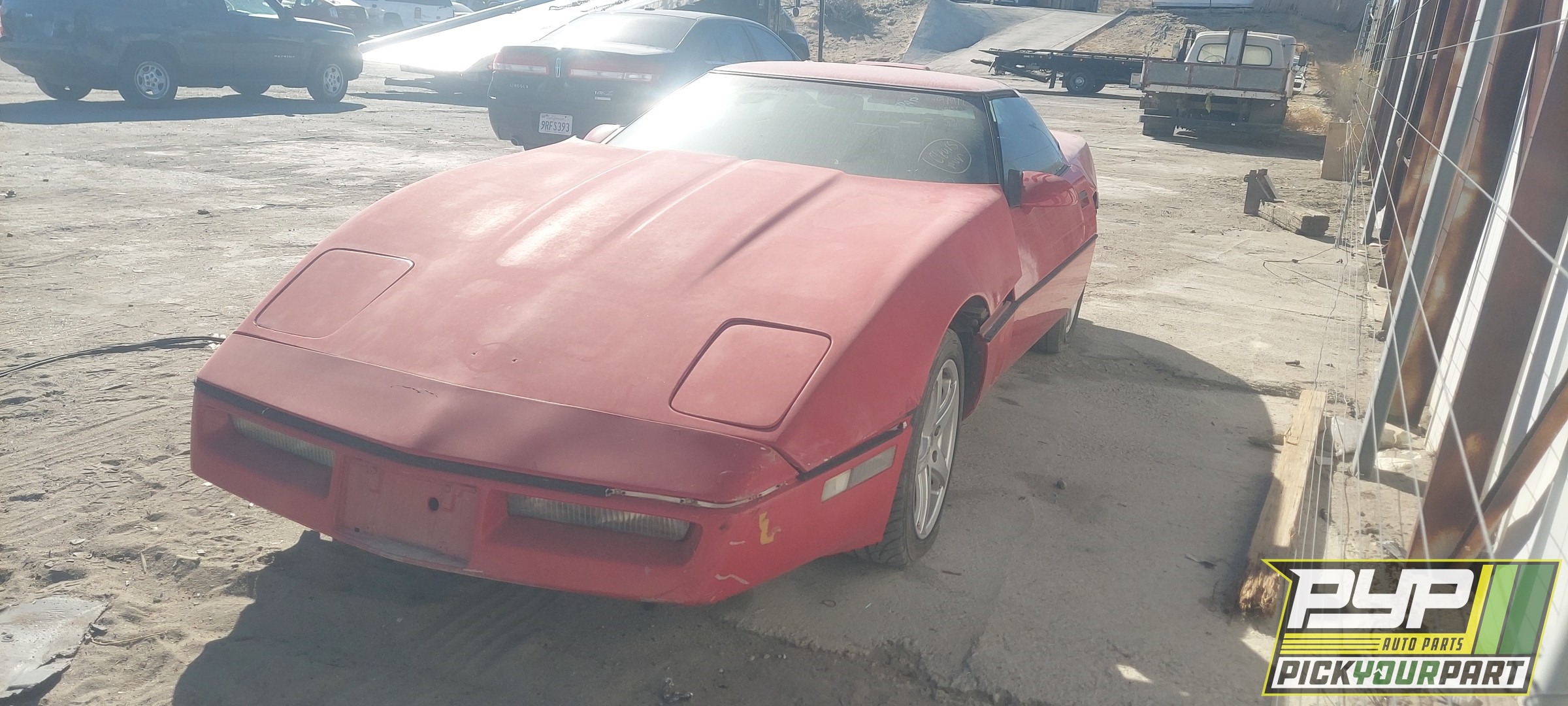 1987 CHEVROLET CORVETTE available for parts