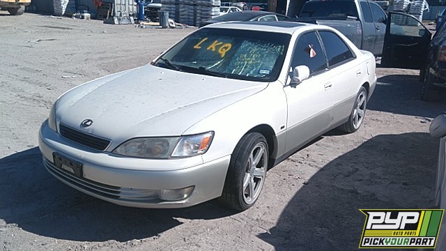 1999 LEXUS ES300 partes disponibles