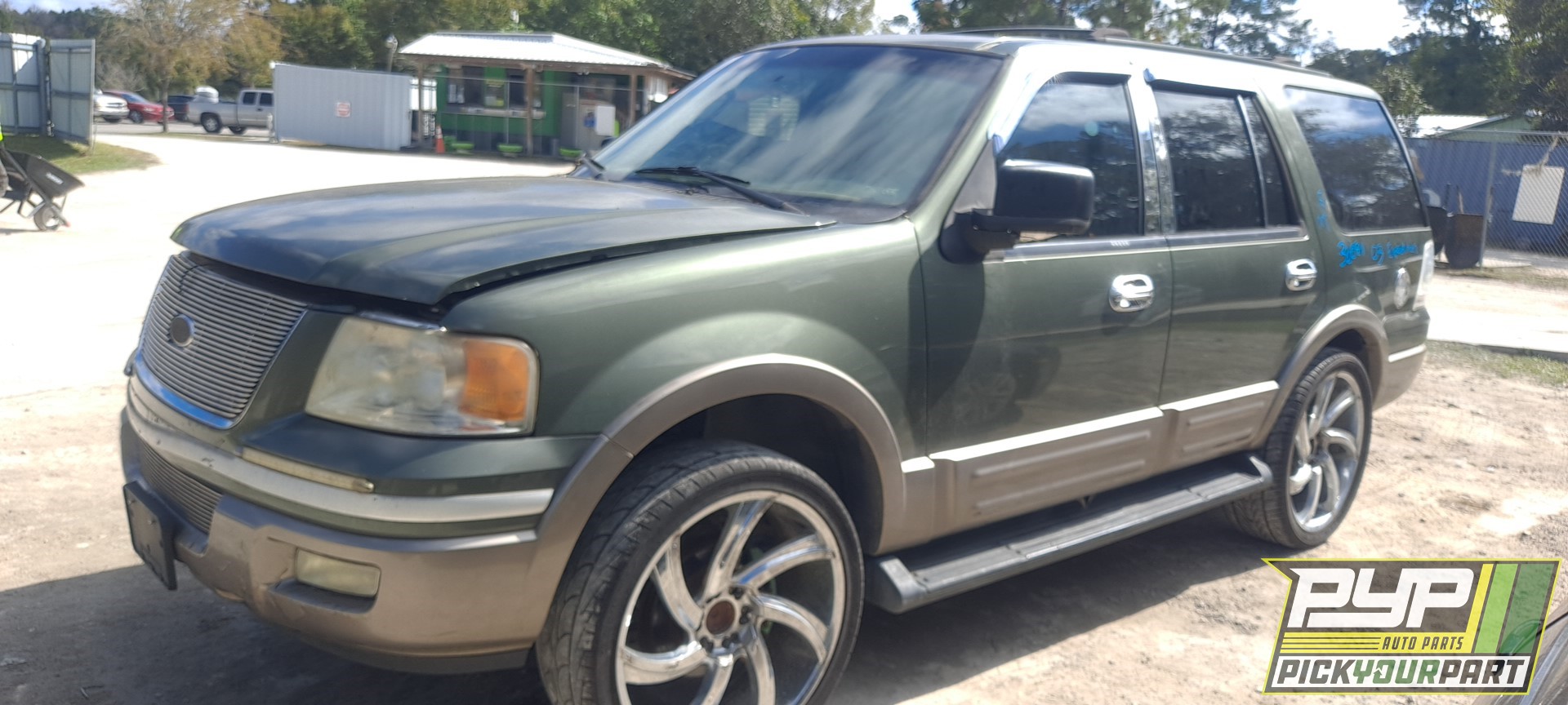 2003 FORD EXPEDITION available for parts
