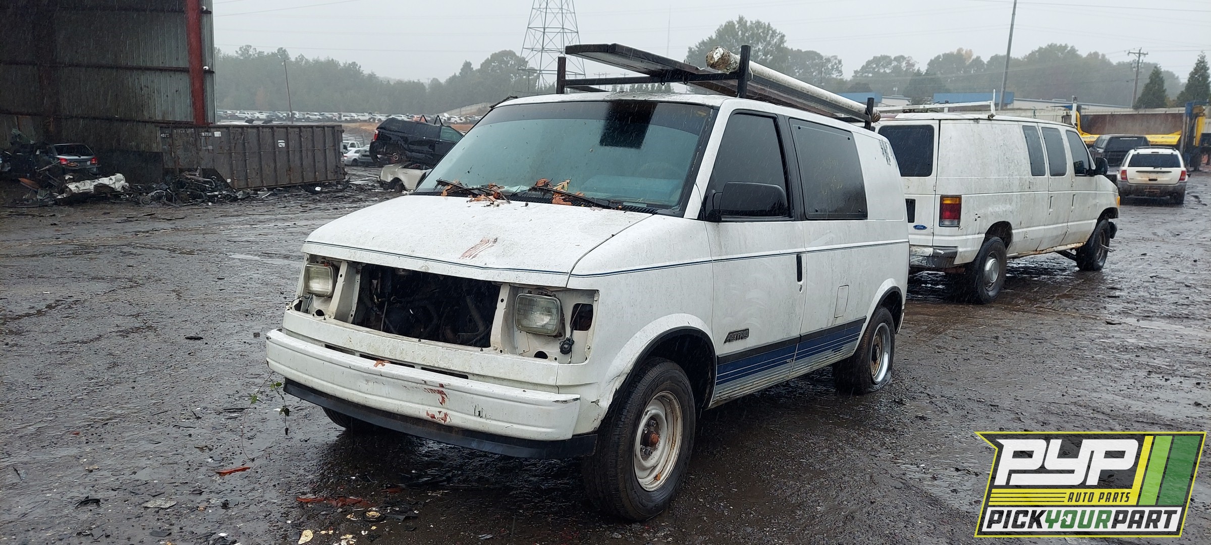 1988 CHEVROLET ASTRO available for parts