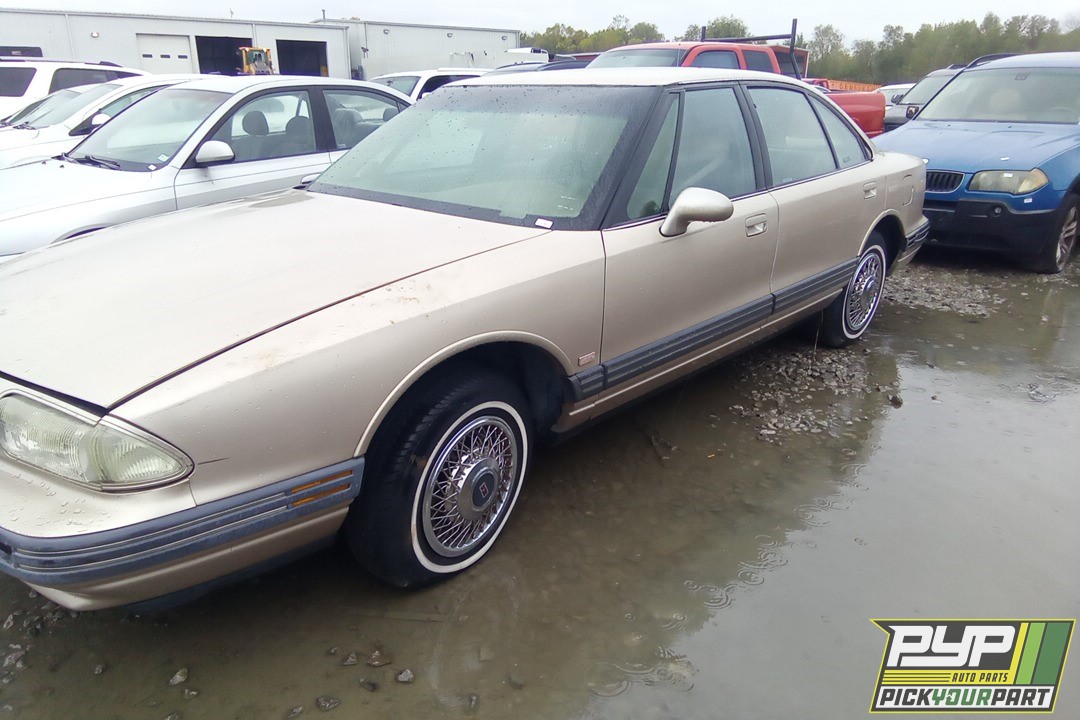 1995 OLDSMOBILE 88 available for parts