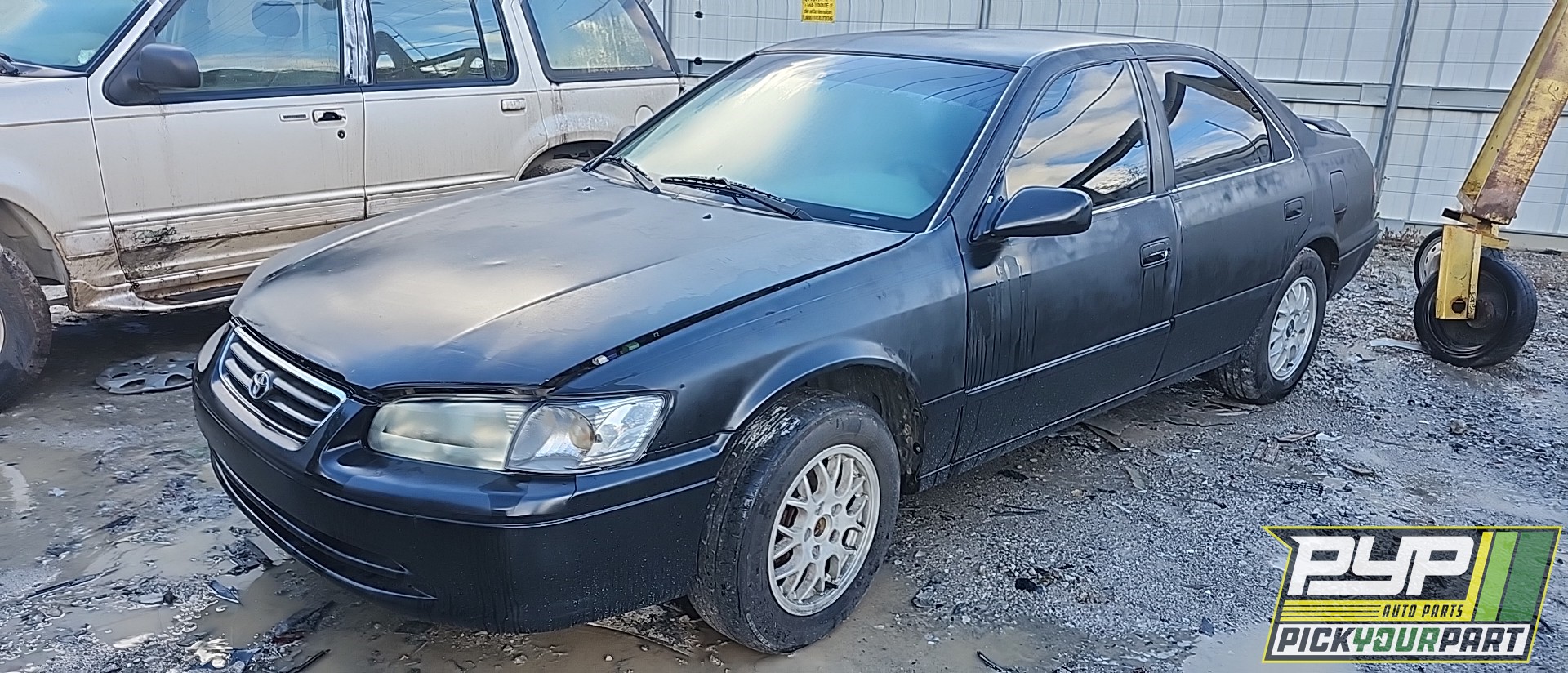 1999 TOYOTA CAMRY partes disponibles