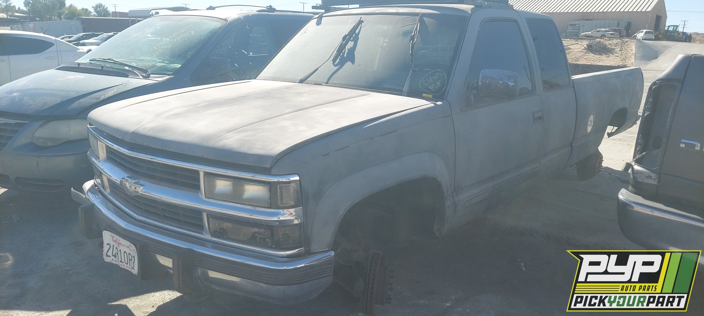1993 CHEVROLET K2500 available for parts