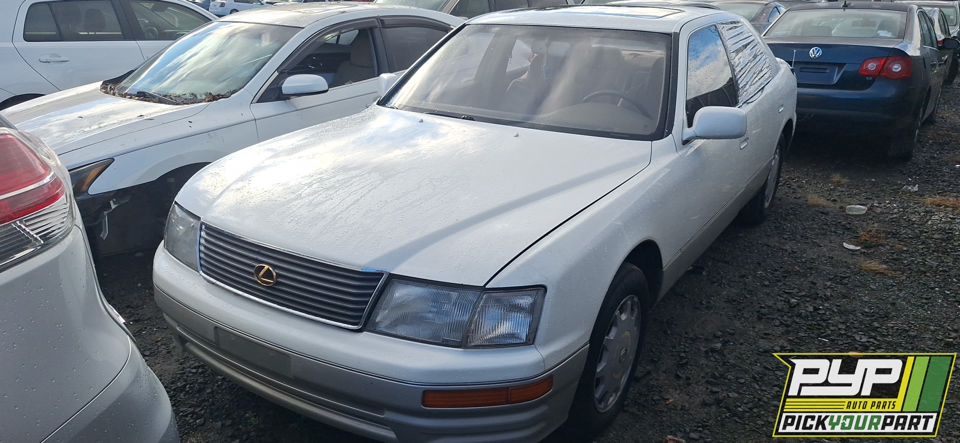 1995 LEXUS LS400 available for parts
