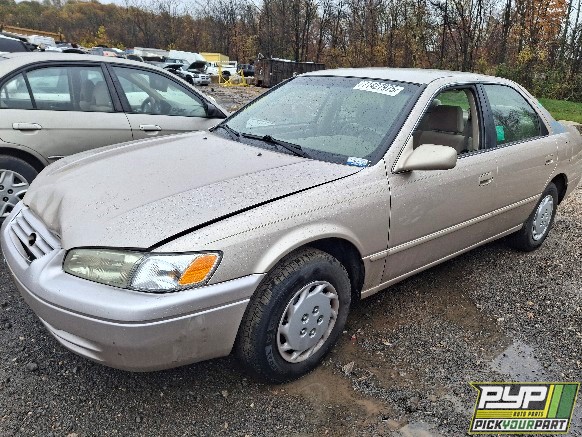 1999 TOYOTA CAMRY available for parts