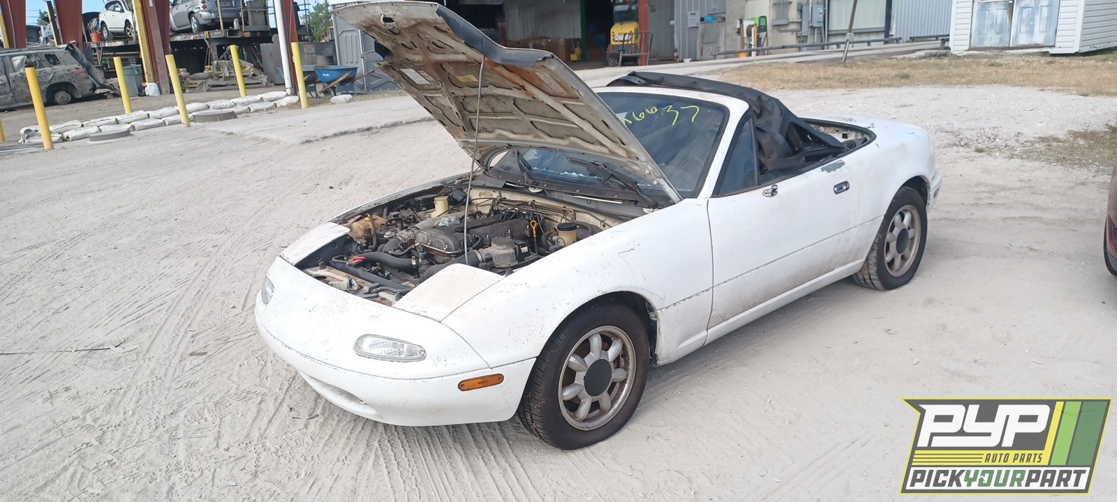 1990 MAZDA MIATA available for parts