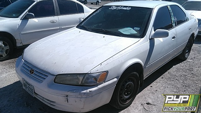 1998 TOYOTA CAMRY partes disponibles