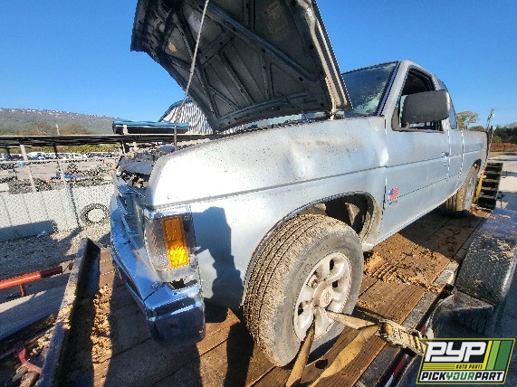 1990 NISSAN D21 partes disponibles
