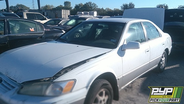 1999 TOYOTA CAMRY available for parts