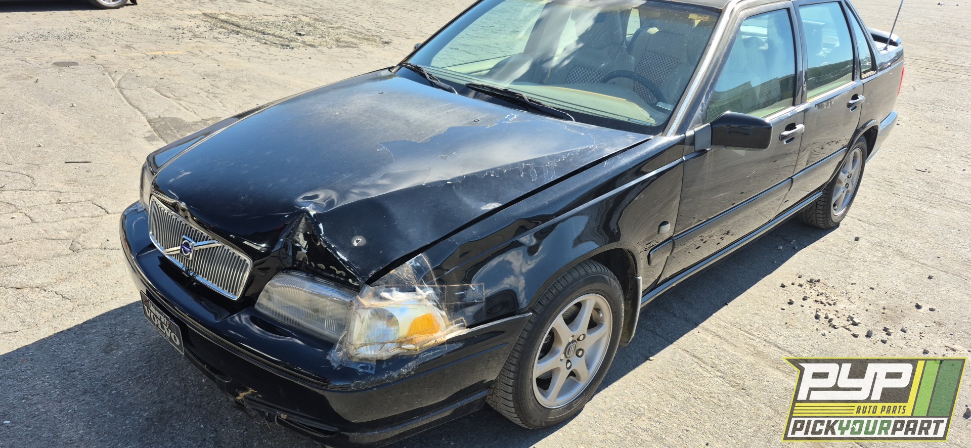 1999 VOLVO S70 available for parts