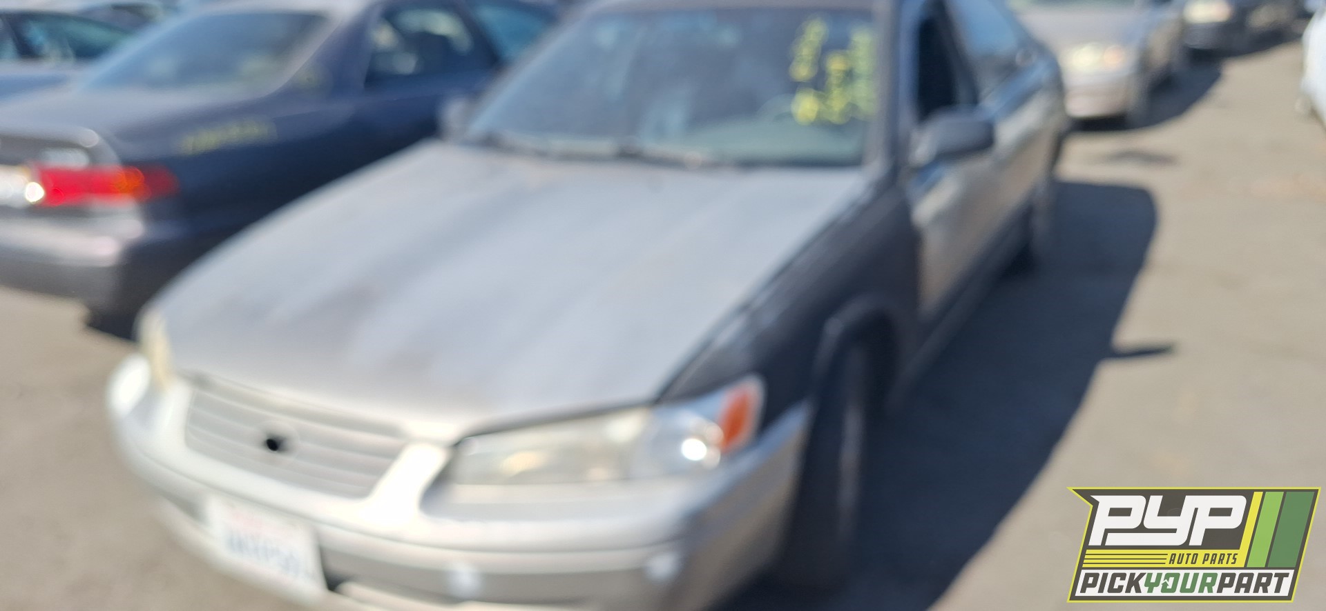 1998 TOYOTA CAMRY available for parts