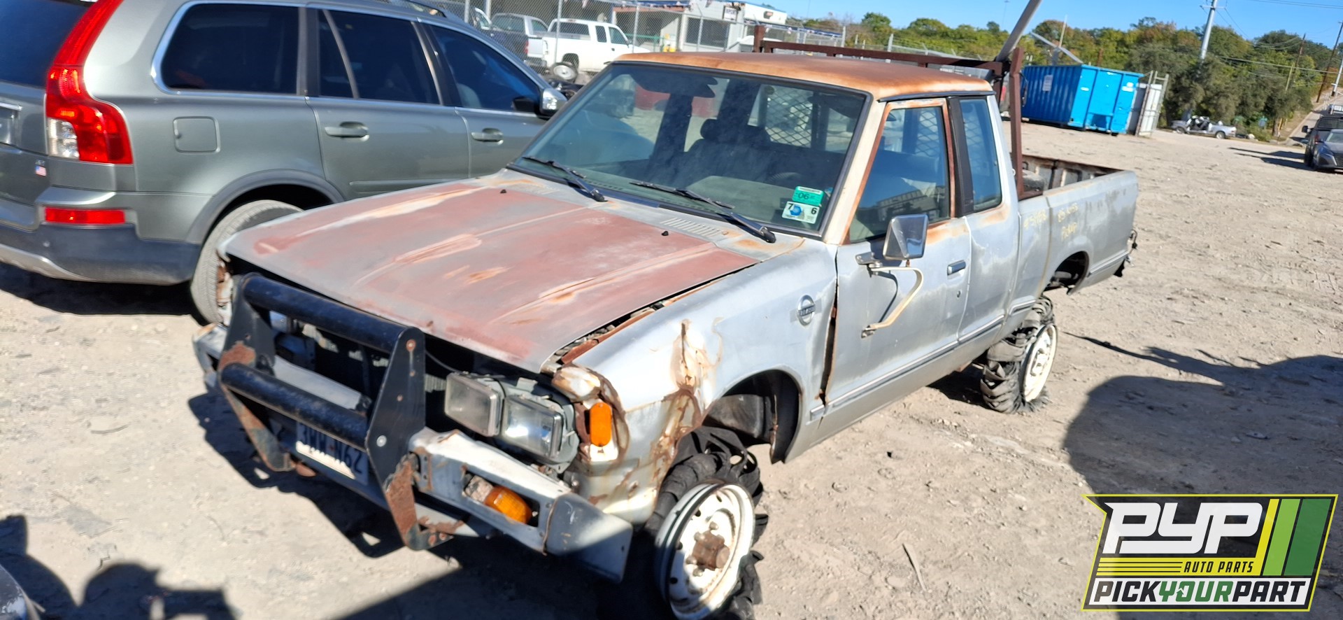 1985 NISSAN PICKUP partes disponibles