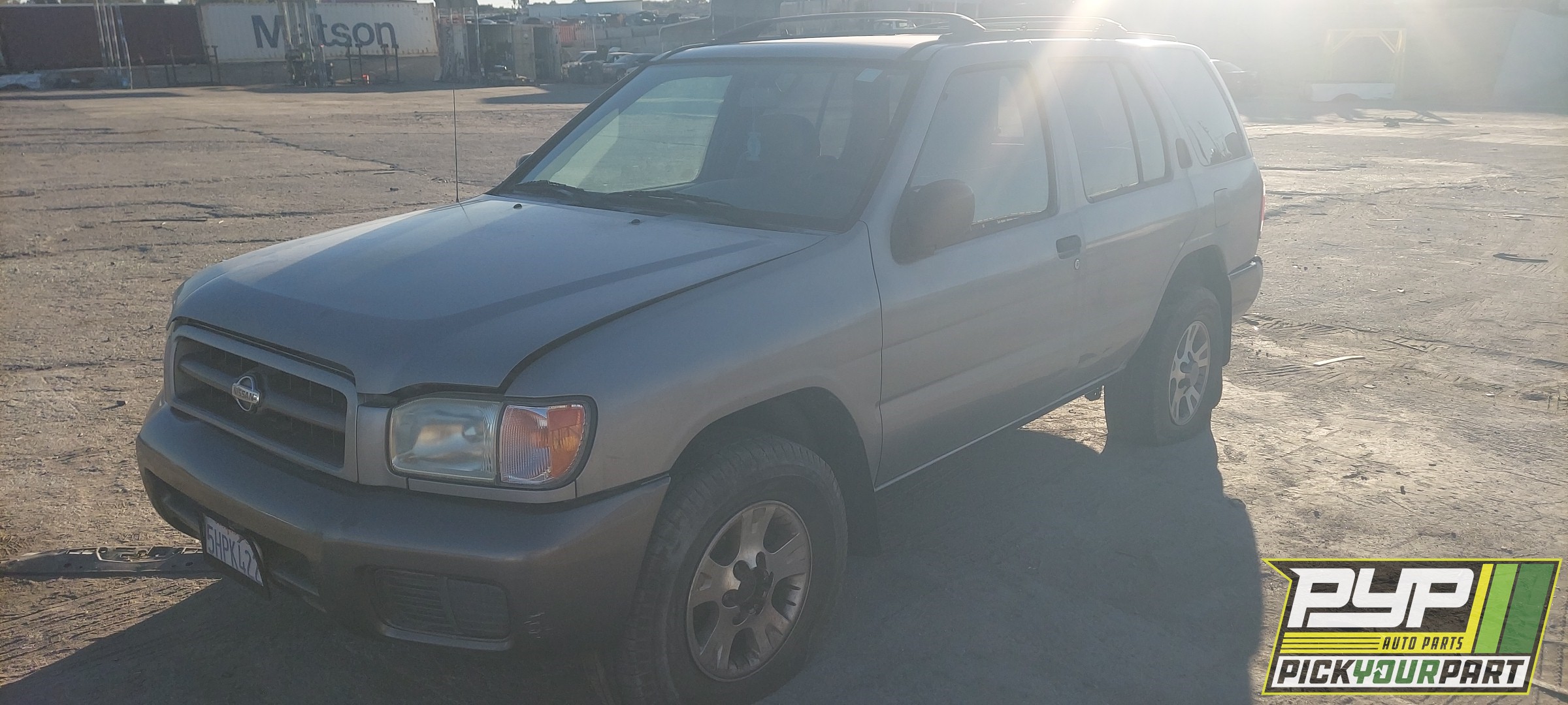 2000 NISSAN PATHFINDER available for parts