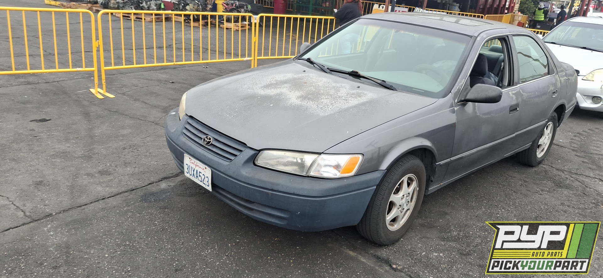 1997 TOYOTA CAMRY available for parts