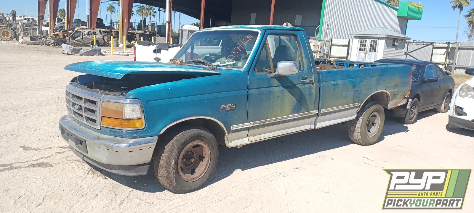 1996 FORD F-150 available for parts