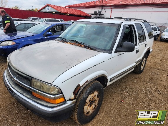 1998 CHEVROLET BLAZER partes disponibles