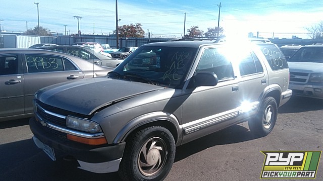 1999 CHEVROLET BLAZER available for parts