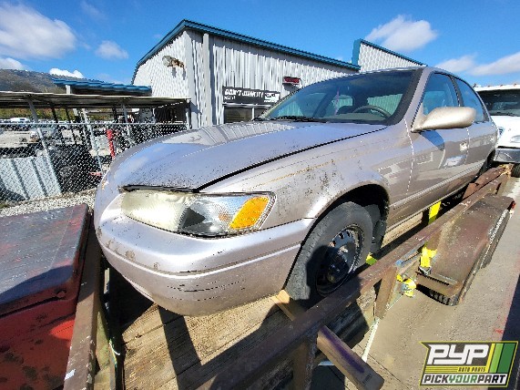 1998 TOYOTA CAMRY available for parts