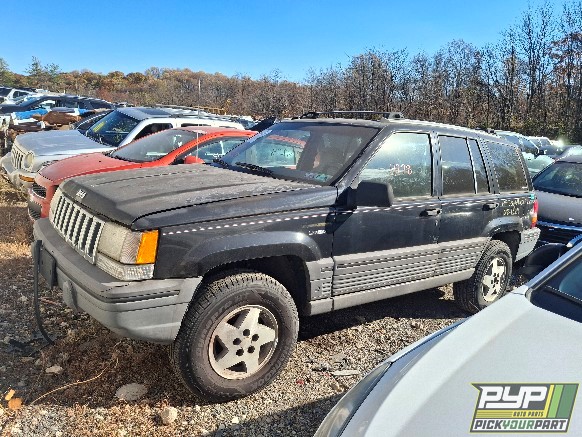 1995 JEEP GRAND CHEROKEE available for parts